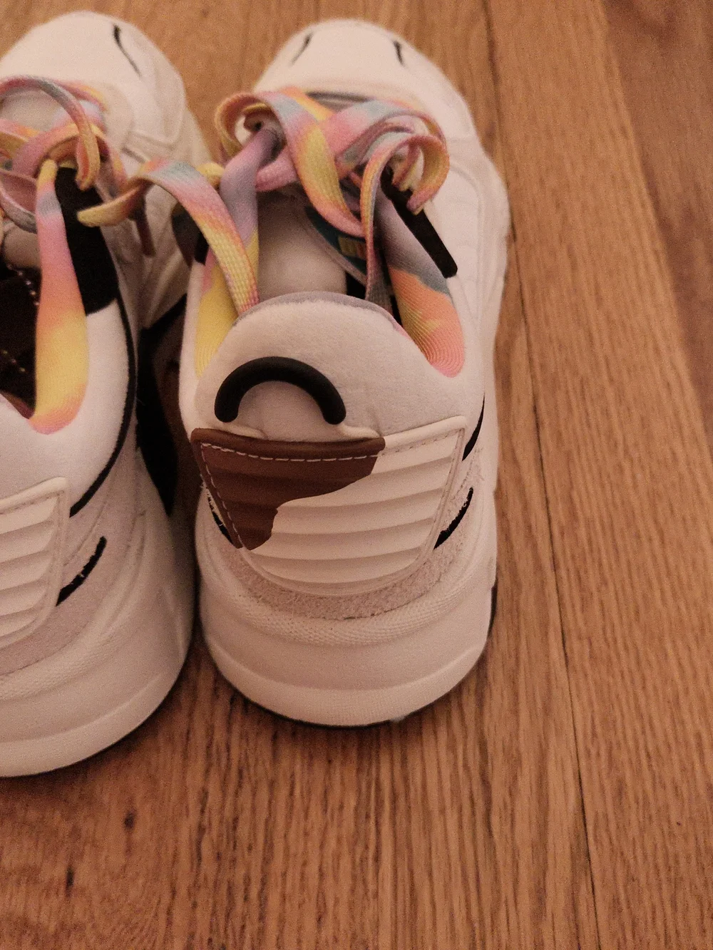 Puma Squishmallows Kids White Sneakers with Pastel Rainbow Accents Size 5.5